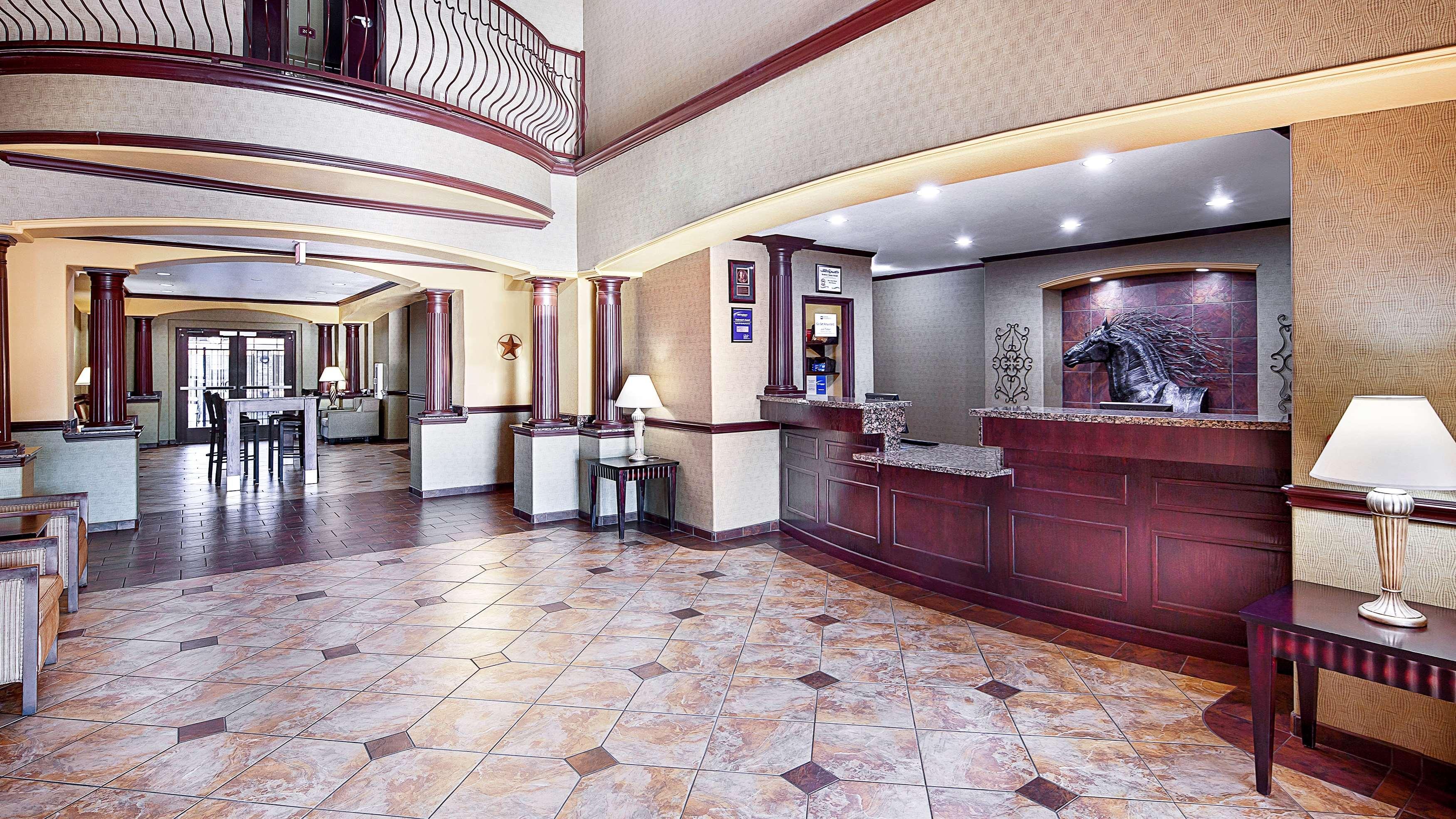 Best Western Plus Royal Mountain Inn & Suites Athens Eksteriør bilde