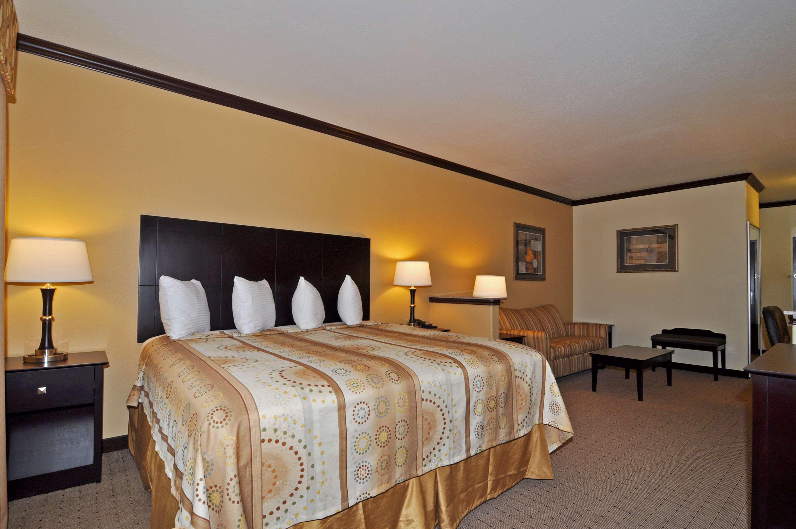 Best Western Plus Royal Mountain Inn & Suites Athens Rom bilde
