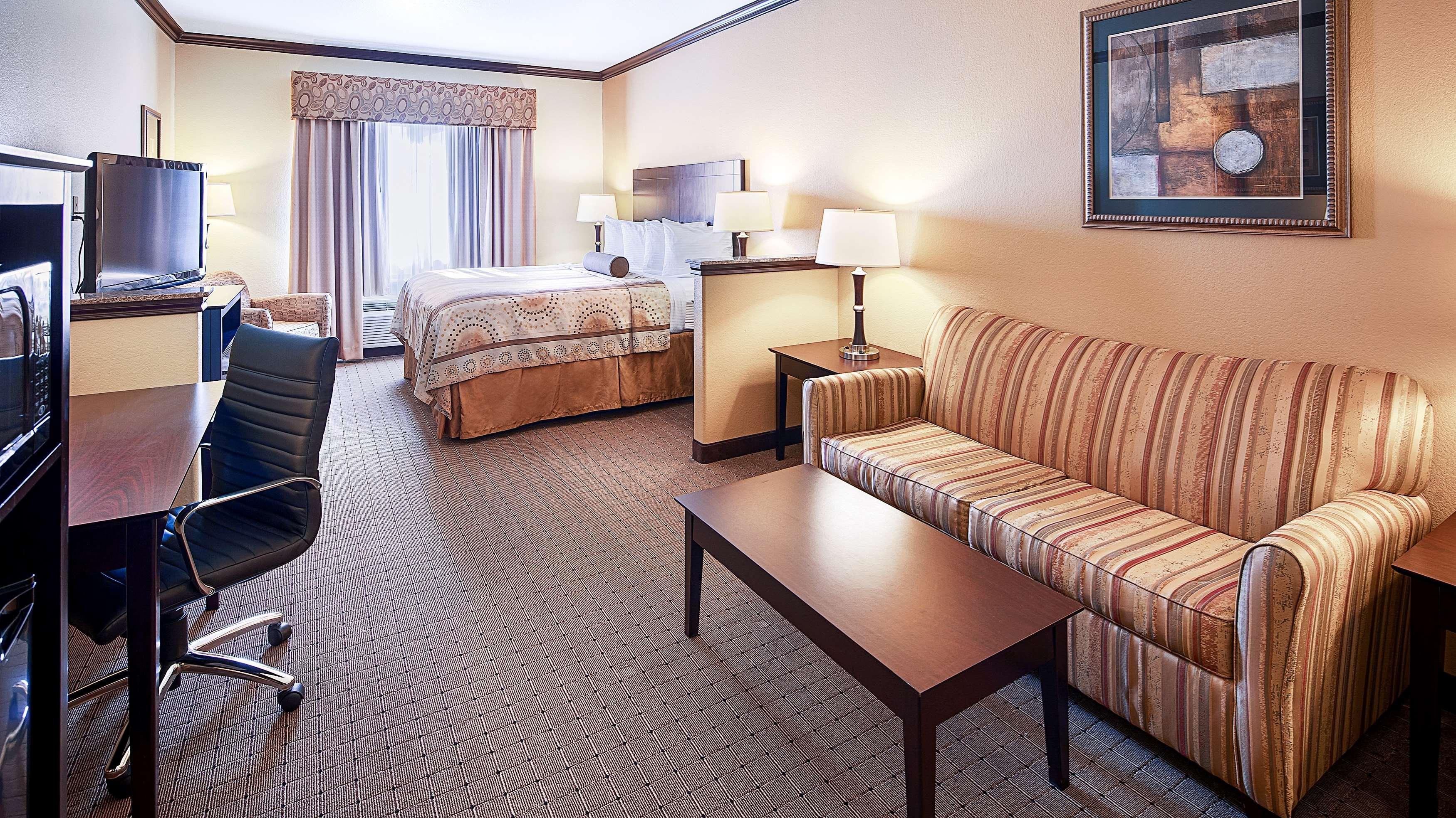 Best Western Plus Royal Mountain Inn & Suites Athens Eksteriør bilde